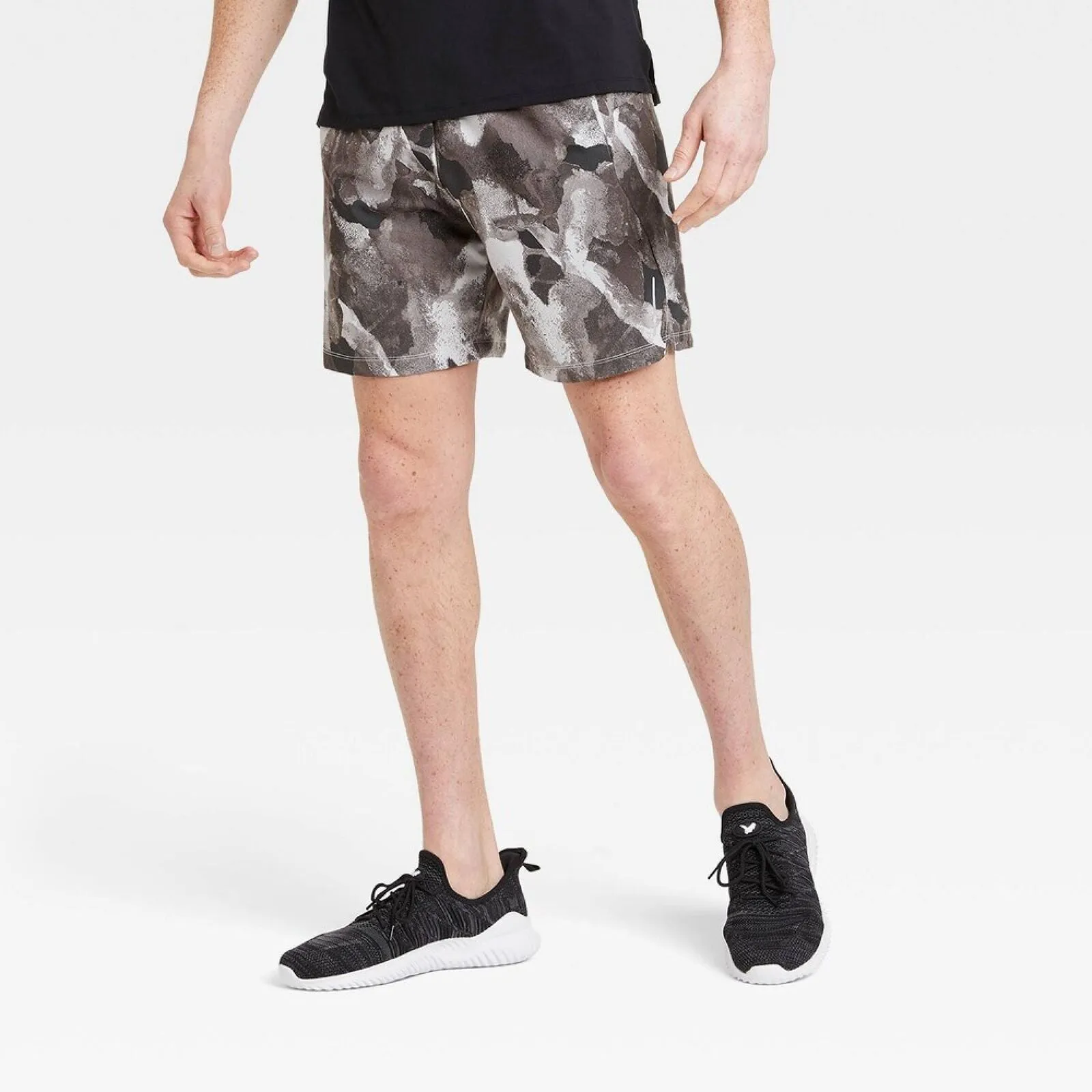 All In Motion Men's Unlined Run Shorts 7" 80915143 Gray Multi M