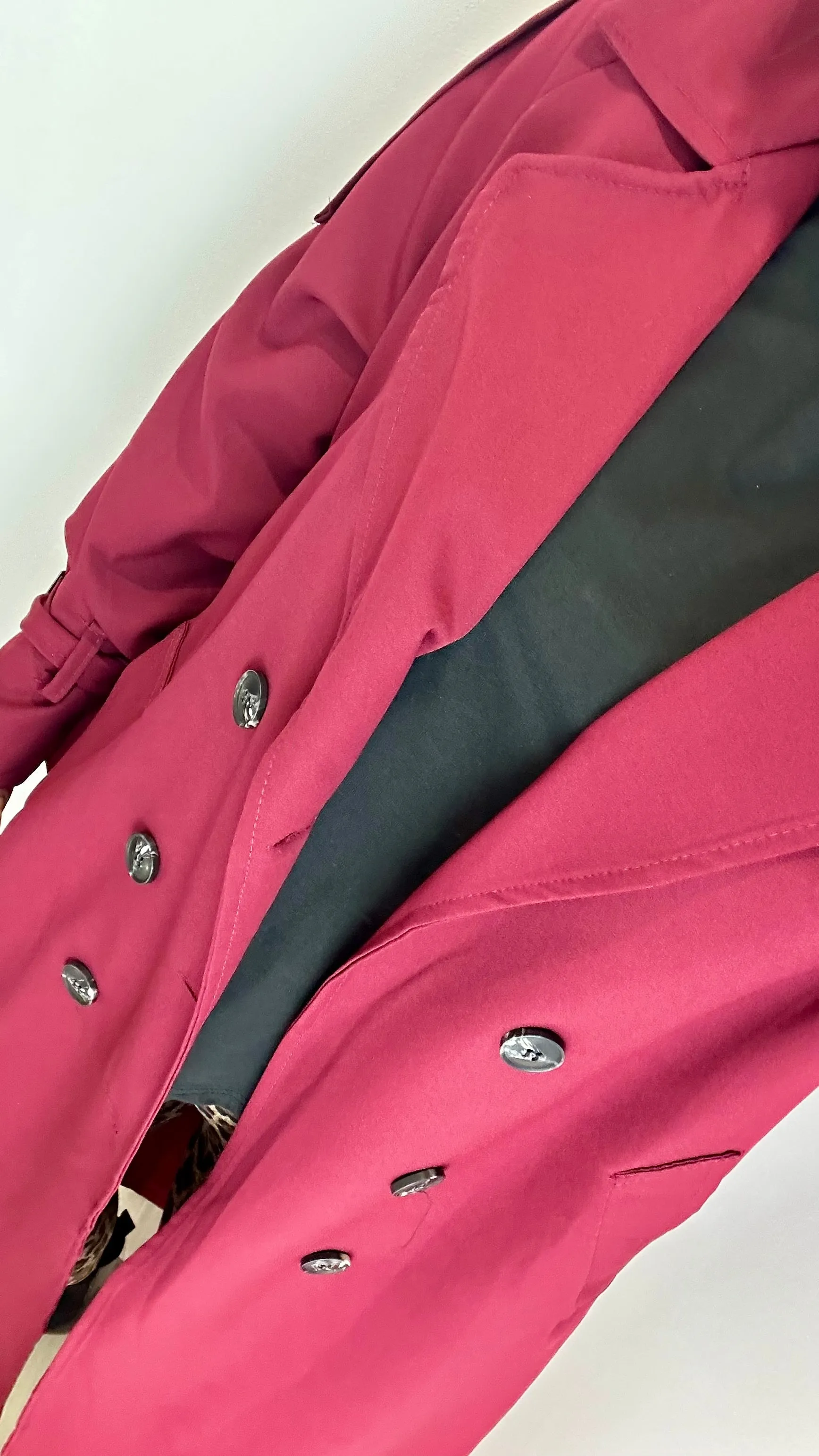 BERRY LIGHTWEIGHT TRENCH COAT