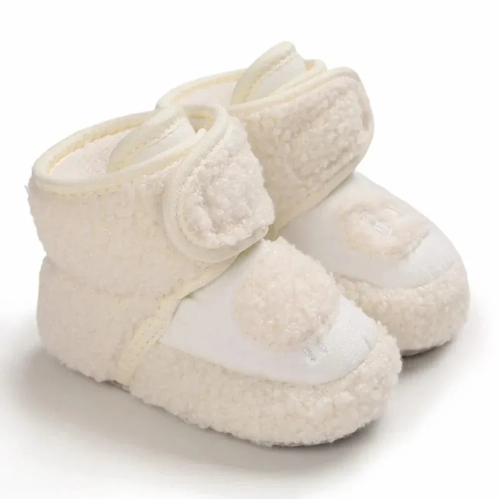 Cozy And Safe - Warm Baby Shoes With Animal Design