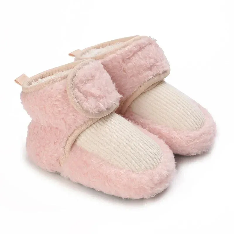 Cozy And Safe - Warm Baby Shoes With Animal Design