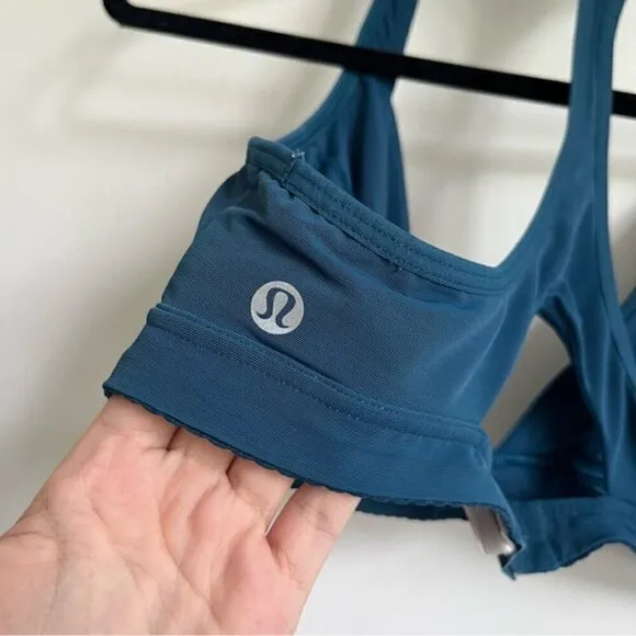 Lululemon All Day Breeze Strappy Halter Sports Bra - Oceanic Blue - US 8