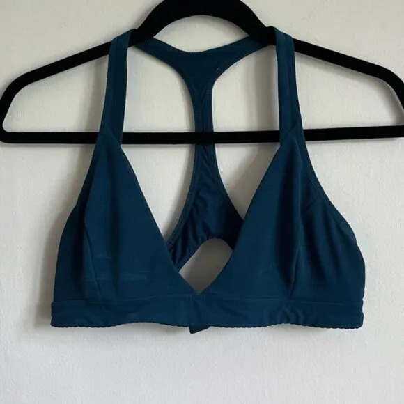Lululemon All Day Breeze Strappy Halter Sports Bra - Oceanic Blue - US 8