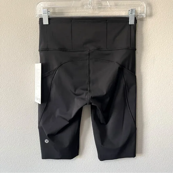 Lululemon Fast and Free Short 10&quot; *Cool Black Women's Size 6 Pockets NEW Running