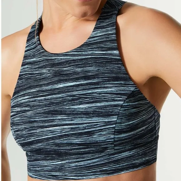 Lululemon Fast and Free