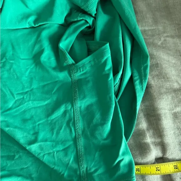 Lululemon Pace Rival Mid-Rise Skirt - Kelly Green - sz. 14