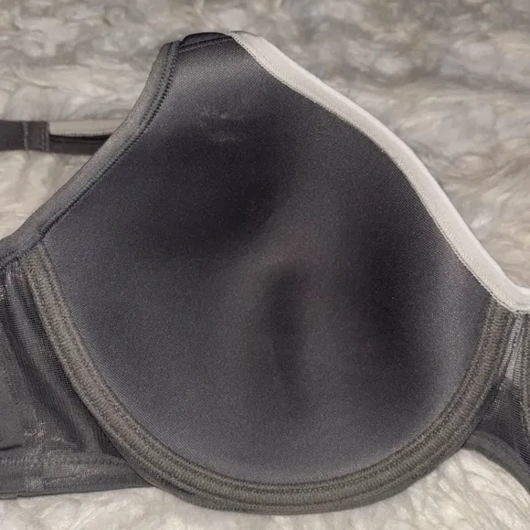 Natori Underwire Back Close Sports Bra 34DD