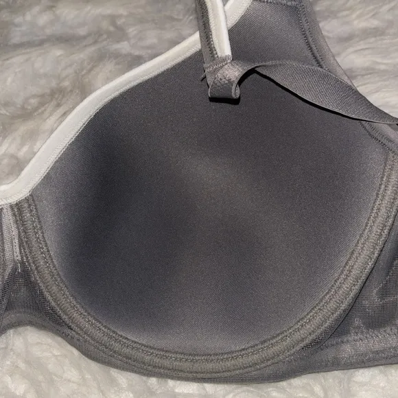 Natori Underwire Back Close Sports Bra 34DD