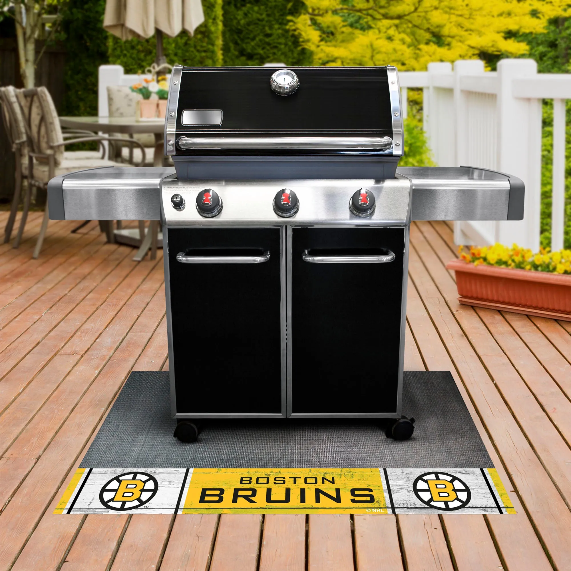 NHLV - Boston Bruins Grill Mat - Retro