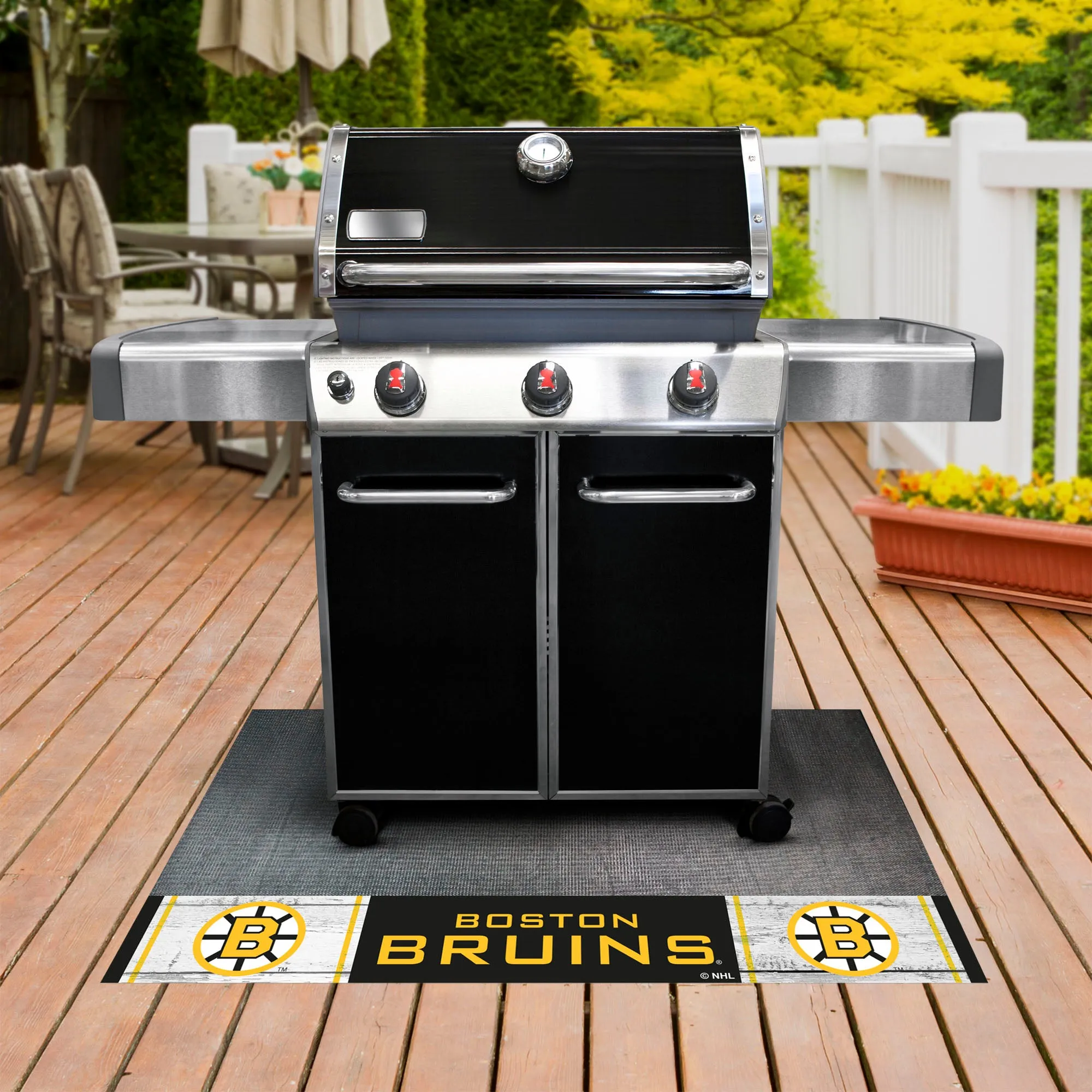 NHLV - Boston Bruins Grill Mat - Retro