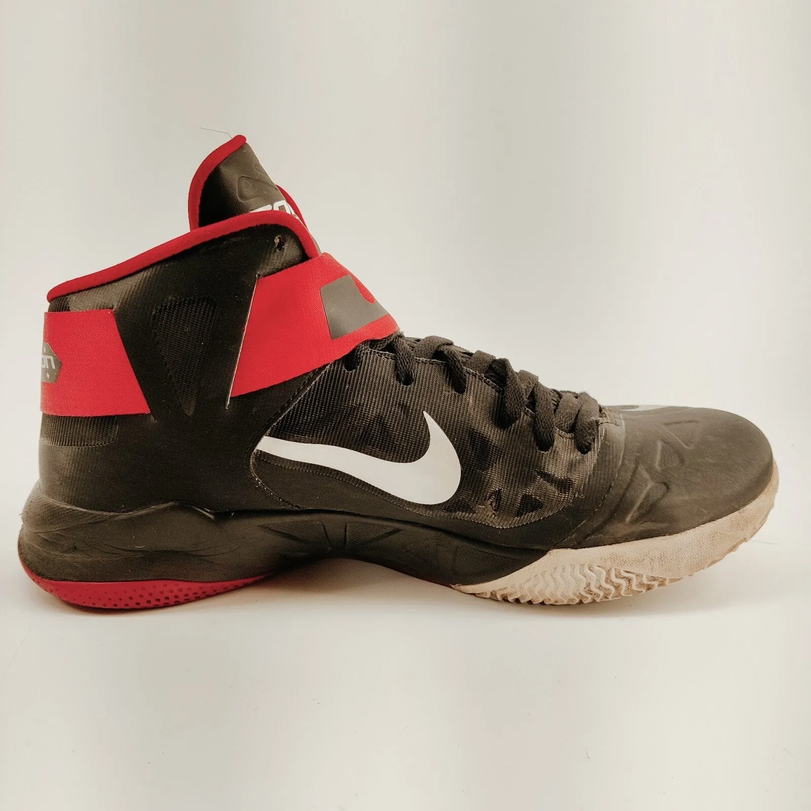 Nike Lebron Zoom Soldier 6 Red and Black Basketball Shoes Men's Size 11.5
