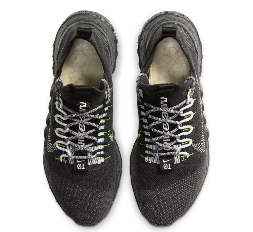 NIKE SPACE HIPPIE 01