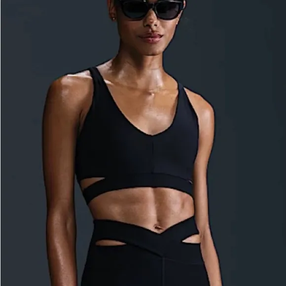 Nike Zenvy Rib Women's Light-Support Padded Sports Bra!