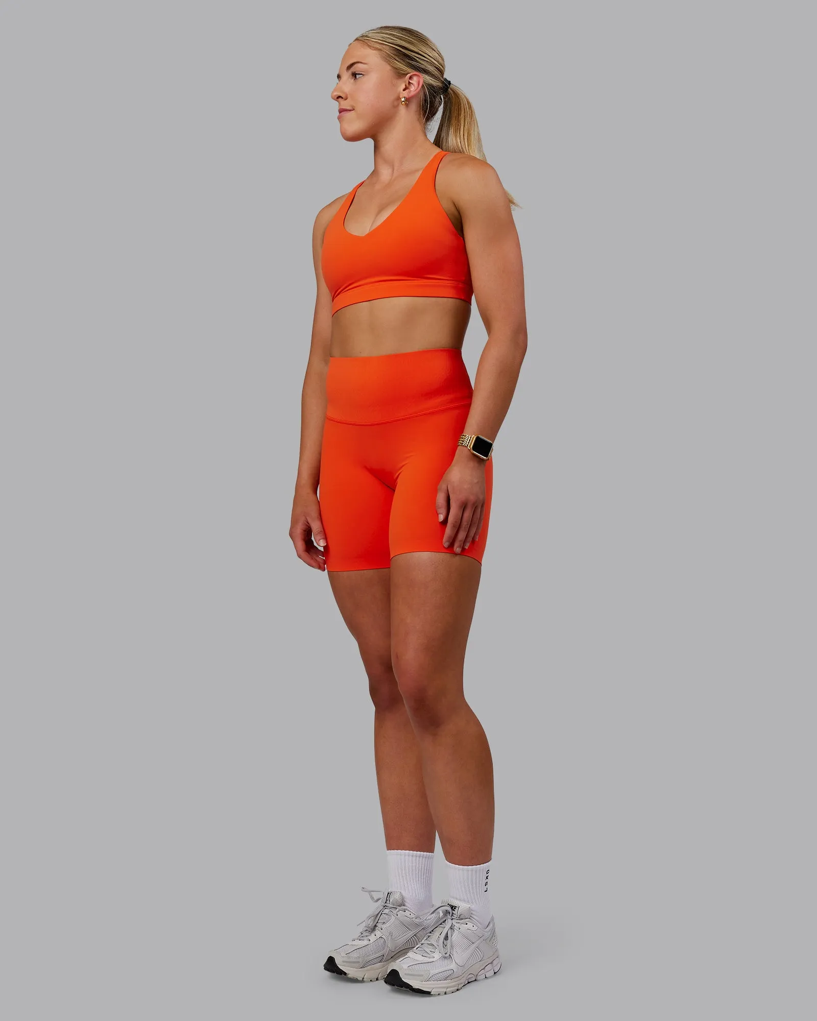 Nirvana Sports Bra - Grenadine