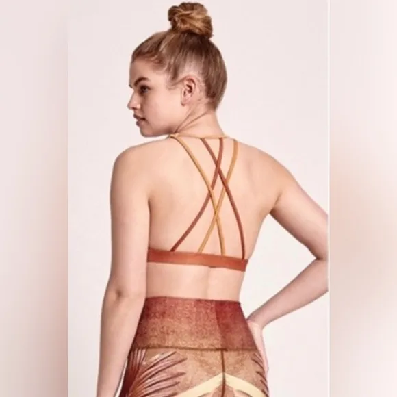 NWOT Niyama Sol Dream Catcher Sports Bra