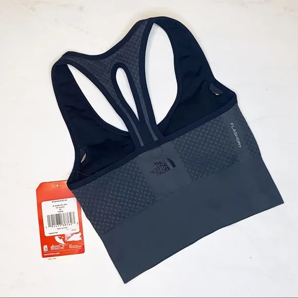 NWT The North Face Seamless Bra in TNF Black
