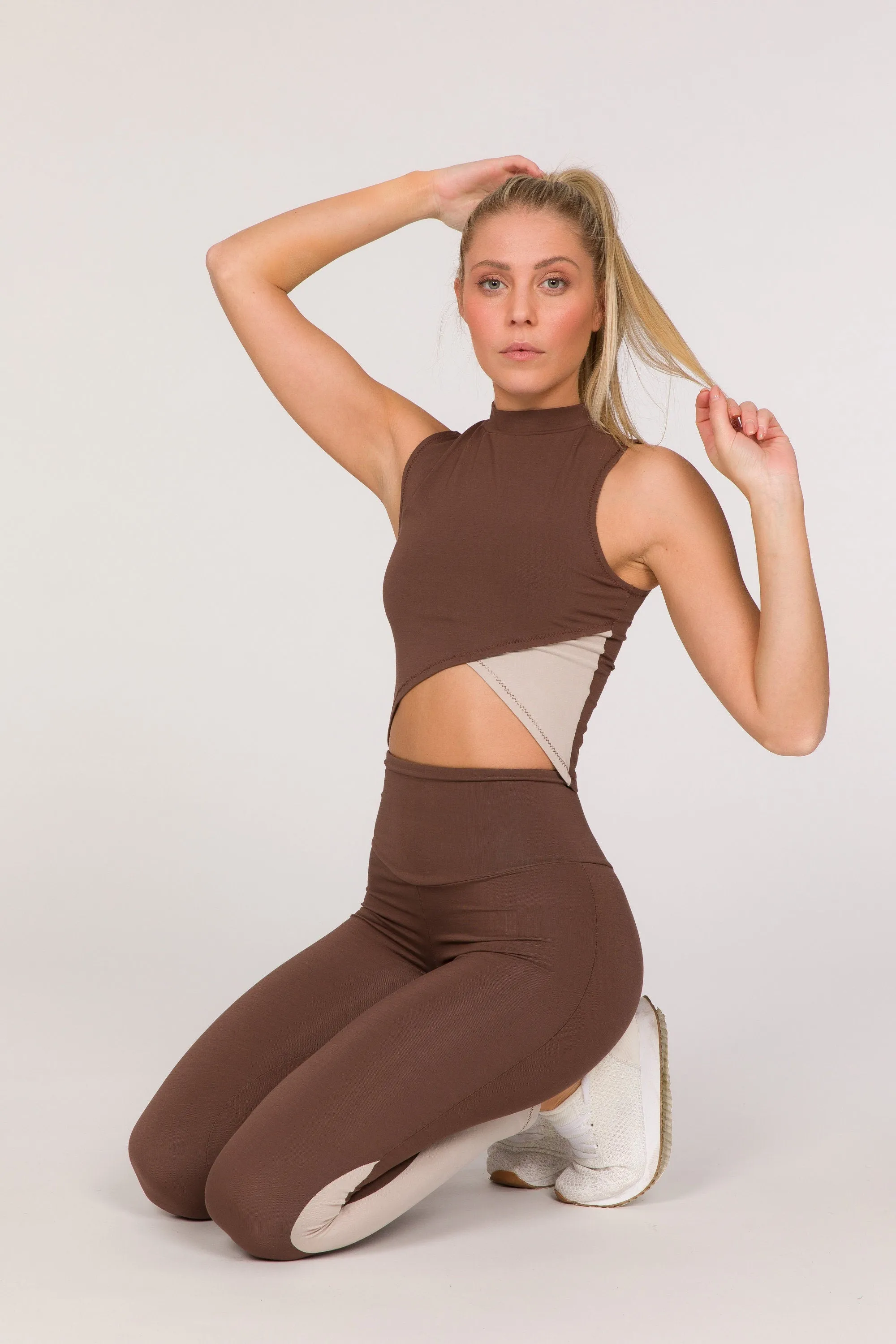 Rio Top - Turtleneck Crop Top