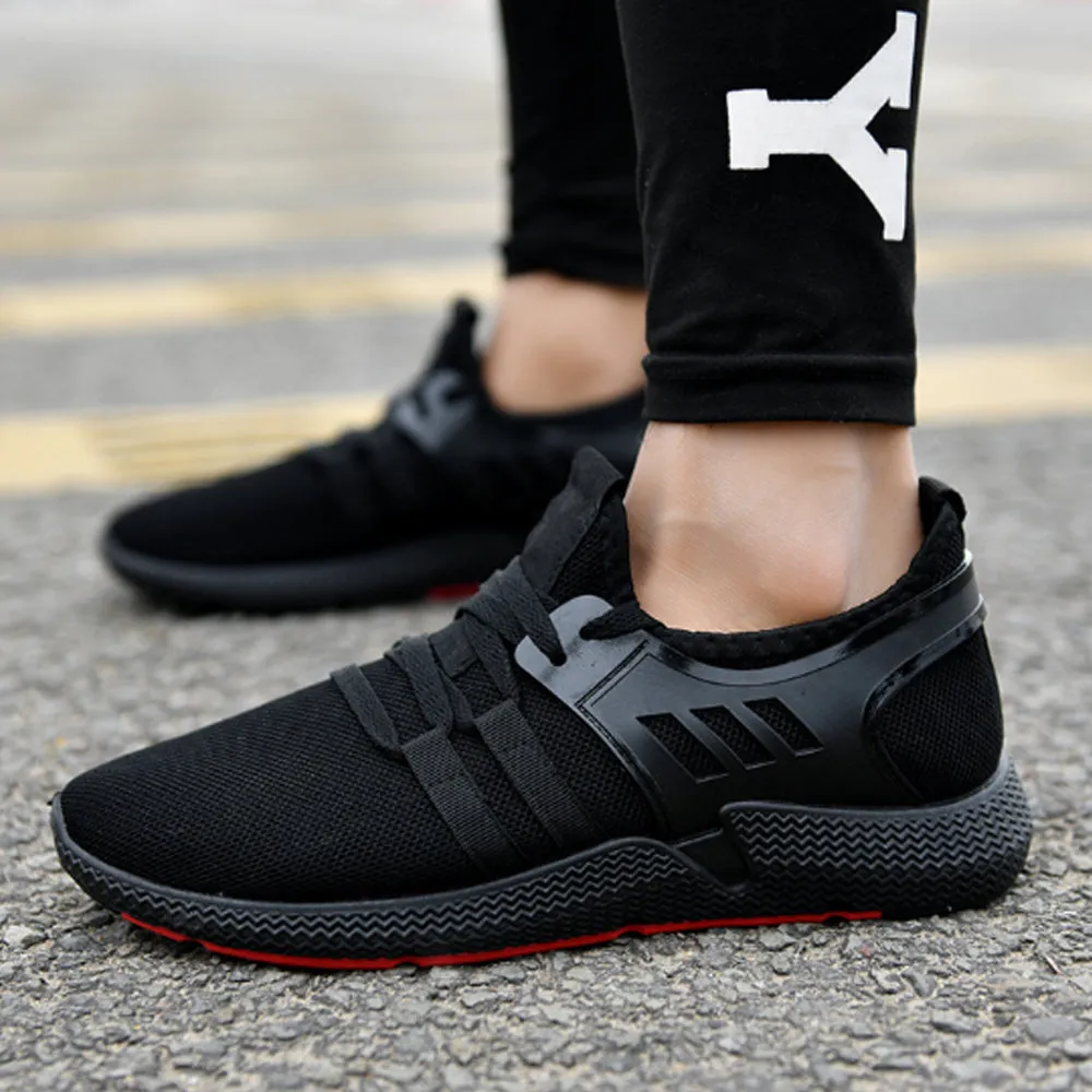 SELIK Men Sneakers
