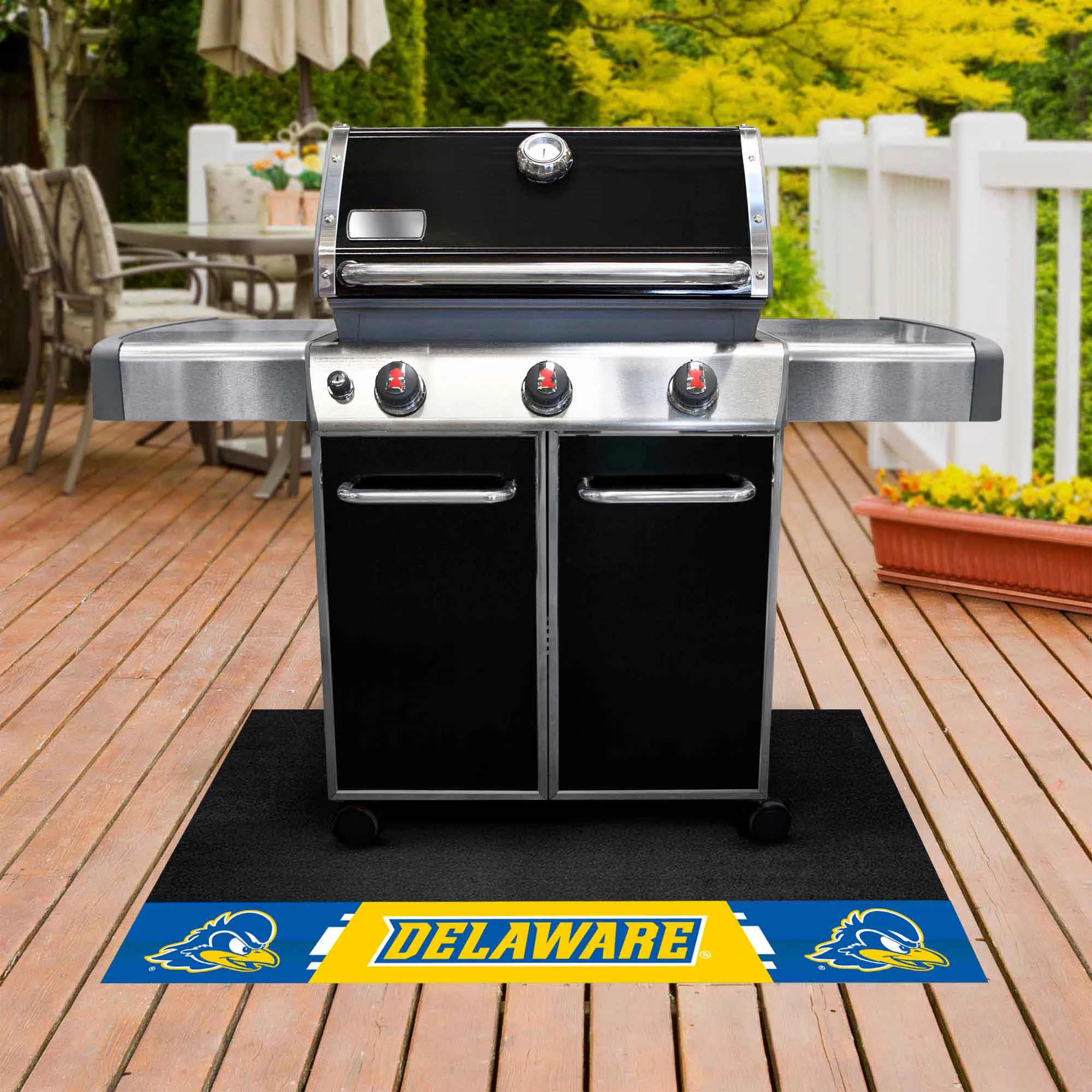 University of Delaware Grill Mat - Standard