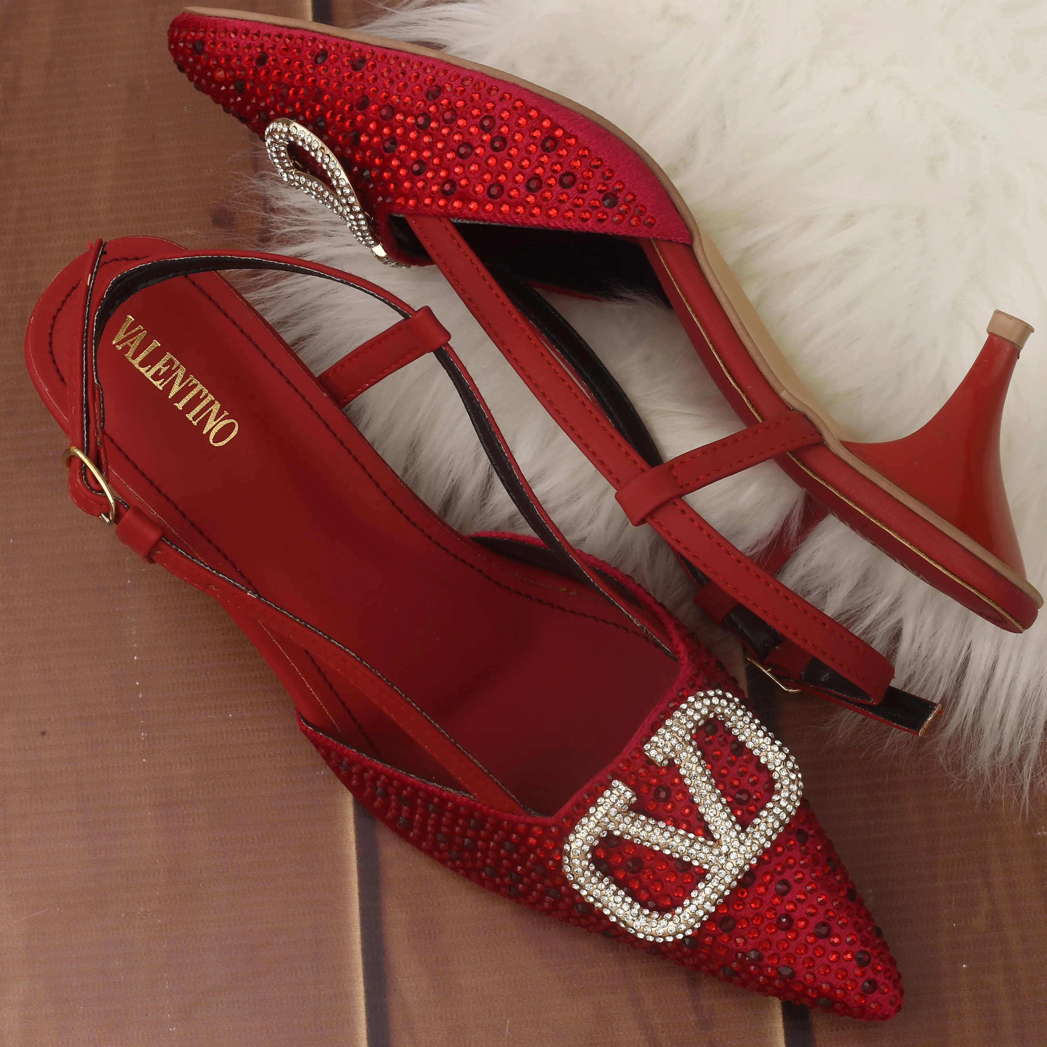 VALNTINO heel RED