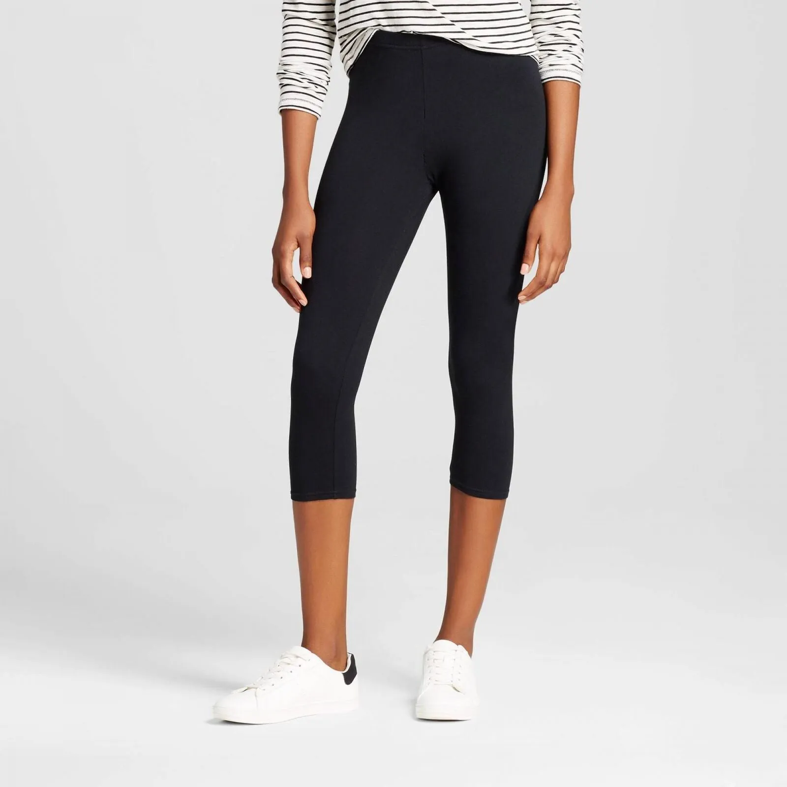 Xhilaration Women's Cotton Capri Leggings PTL-4338 Black L