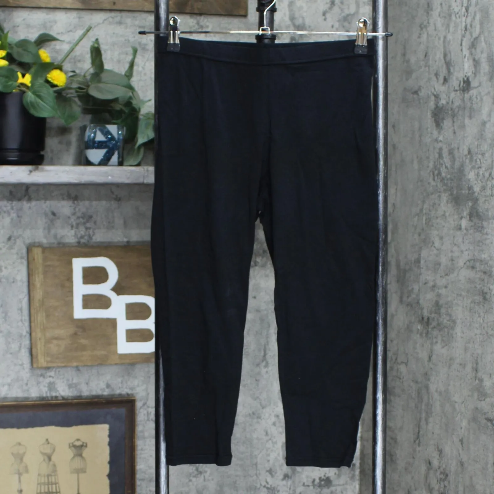 Xhilaration Women's Cotton Capri Leggings PTL-4338 Black L